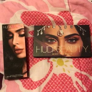 Huida Beauty pallete and lip contour